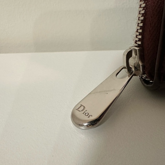 Dior 2009 Bordeaux Patent Leather Trotter Long Zip Wallet Zippy AUTH - Picture 13 of 16